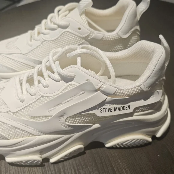 Steve Madden White Sneakers - Picture 3 of 5
